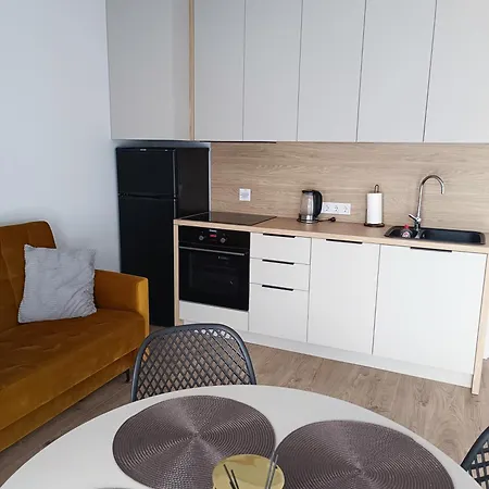 Апартаменти Cozy By Rasina